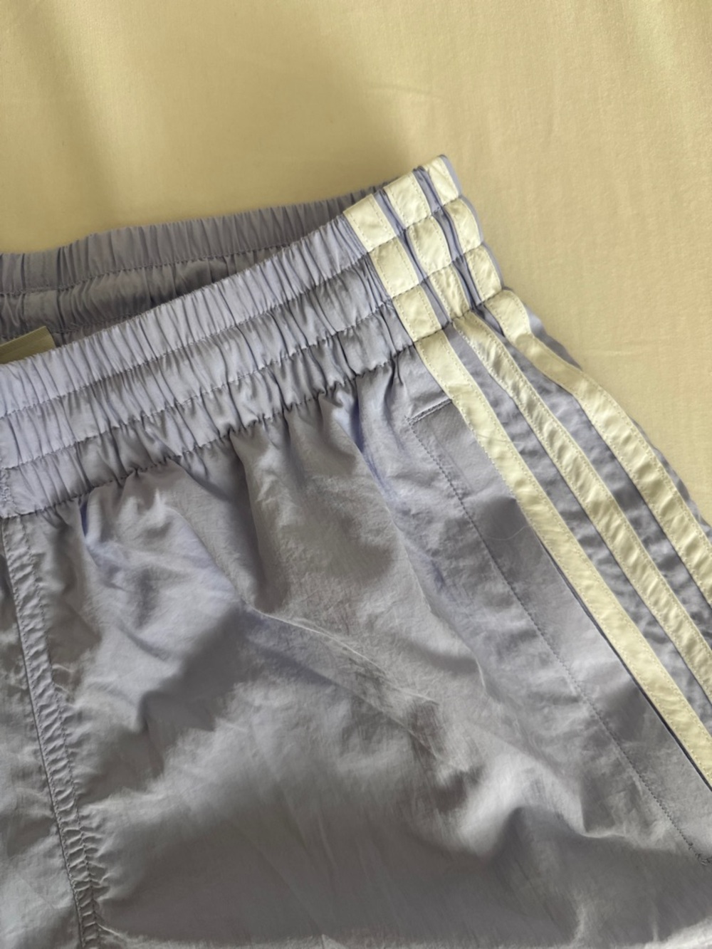 Adidas Mens Lilac sprinter Shorts size S NWOT - Picture 2 of 4